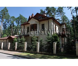 Фасад из песчаника