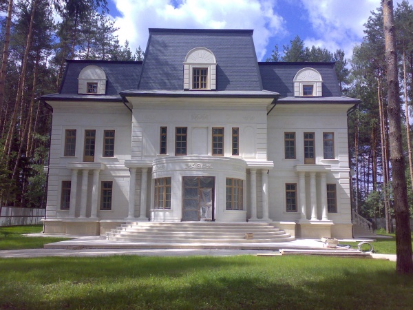 Облицовка дома декоративным камнем