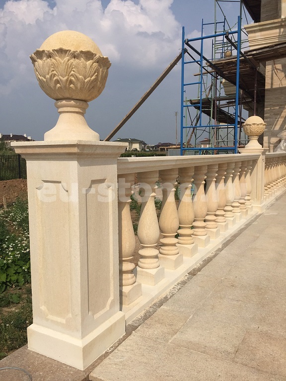 Шар из песчаника