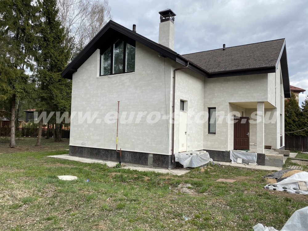 Дом из песчаника