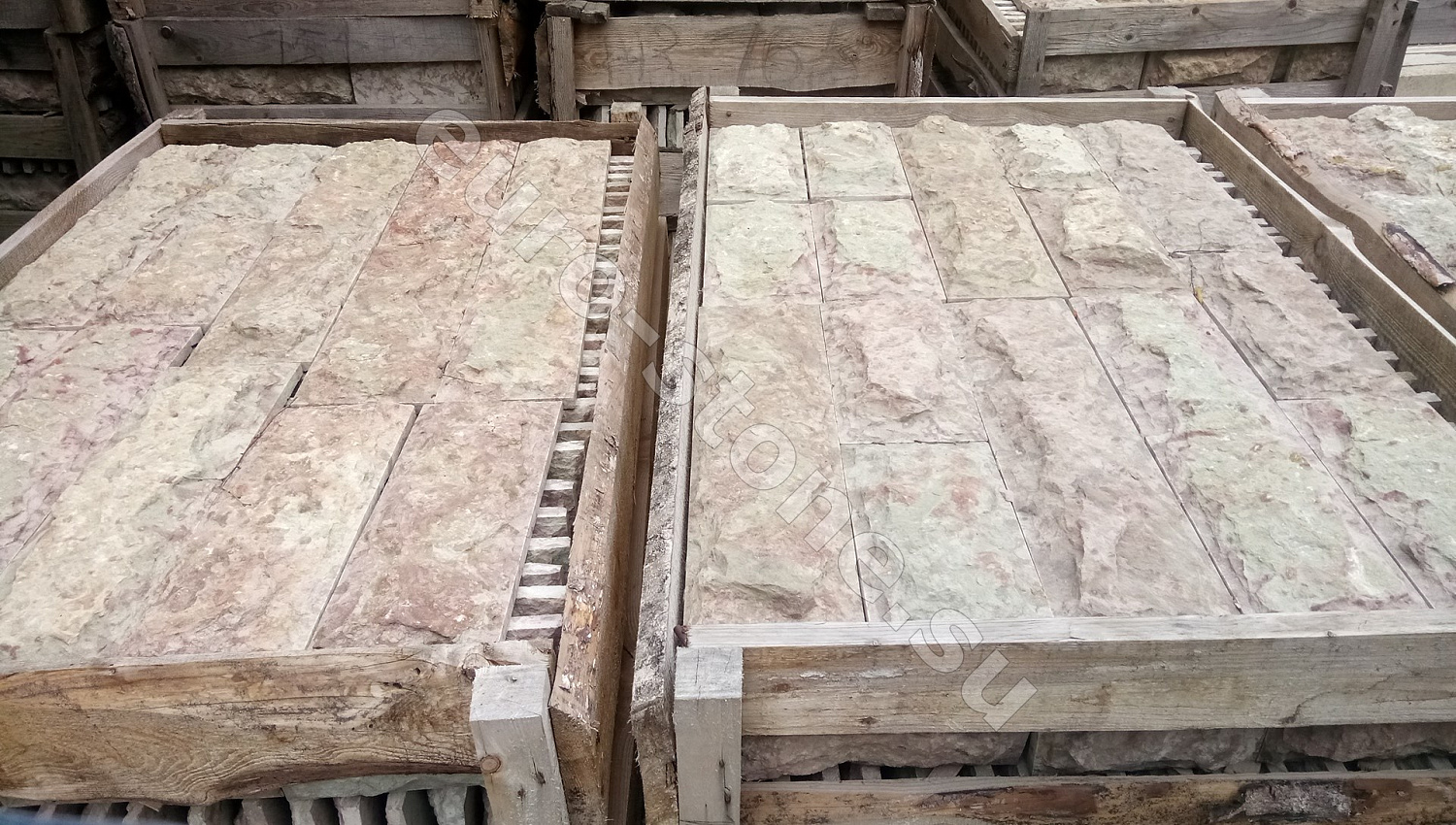 Доломит колотый буро-зеленый