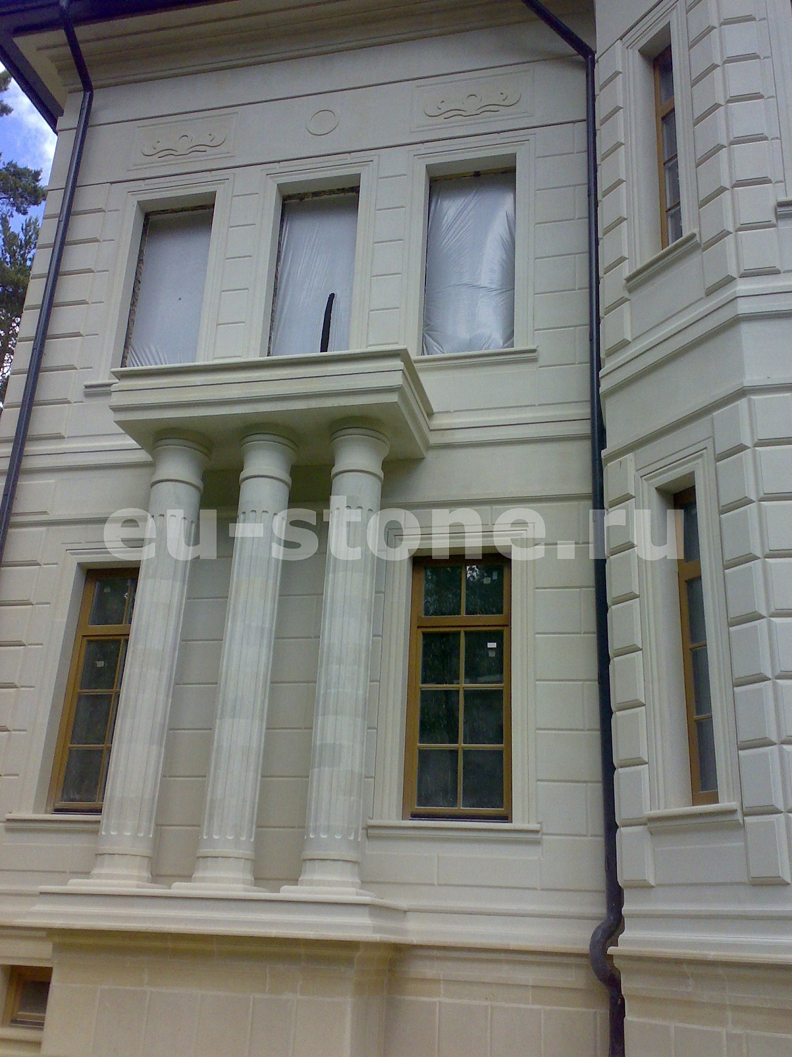 Облицовка дома дагестанским камнем