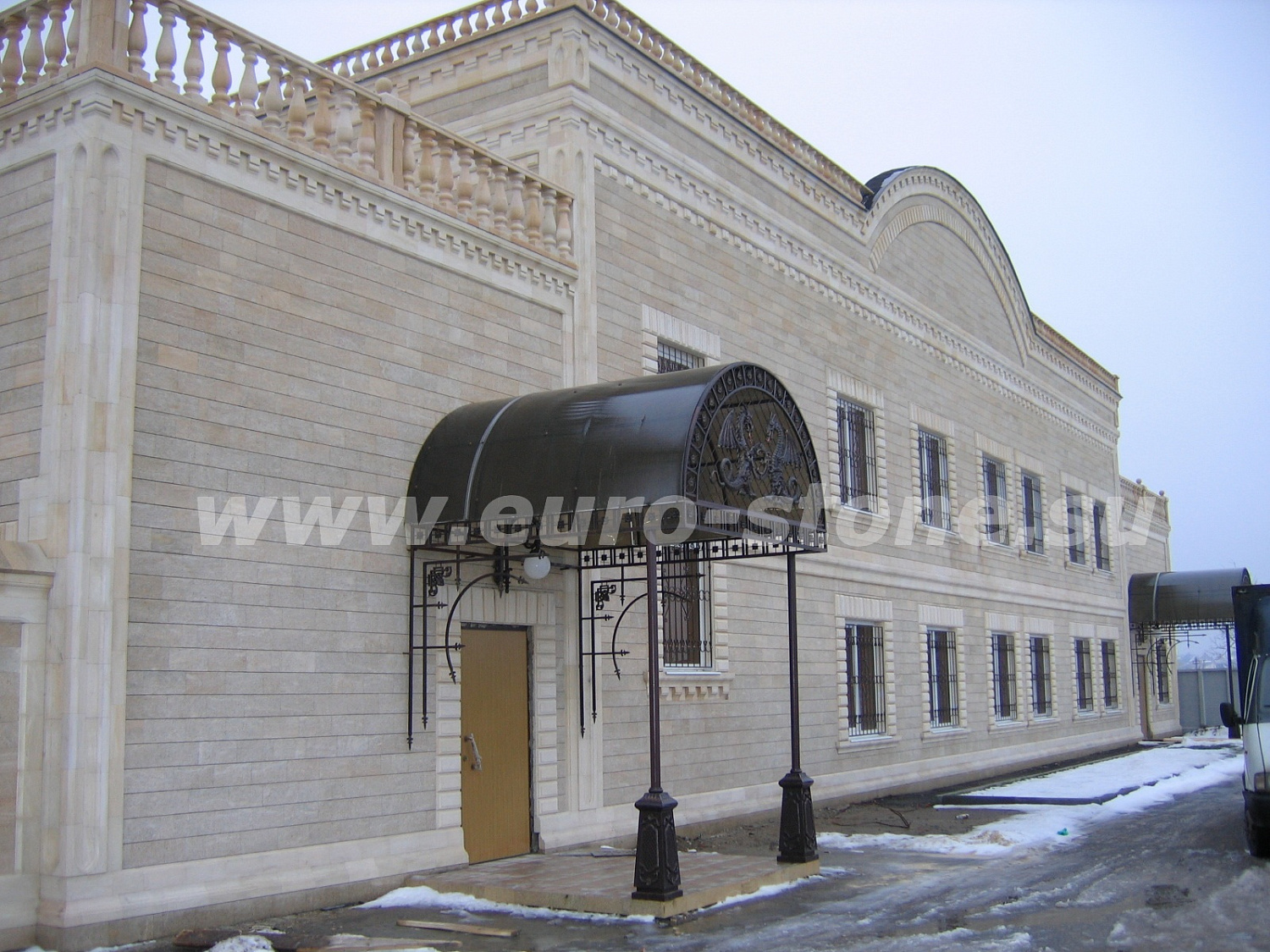 Облицовка натуральным ракушечником